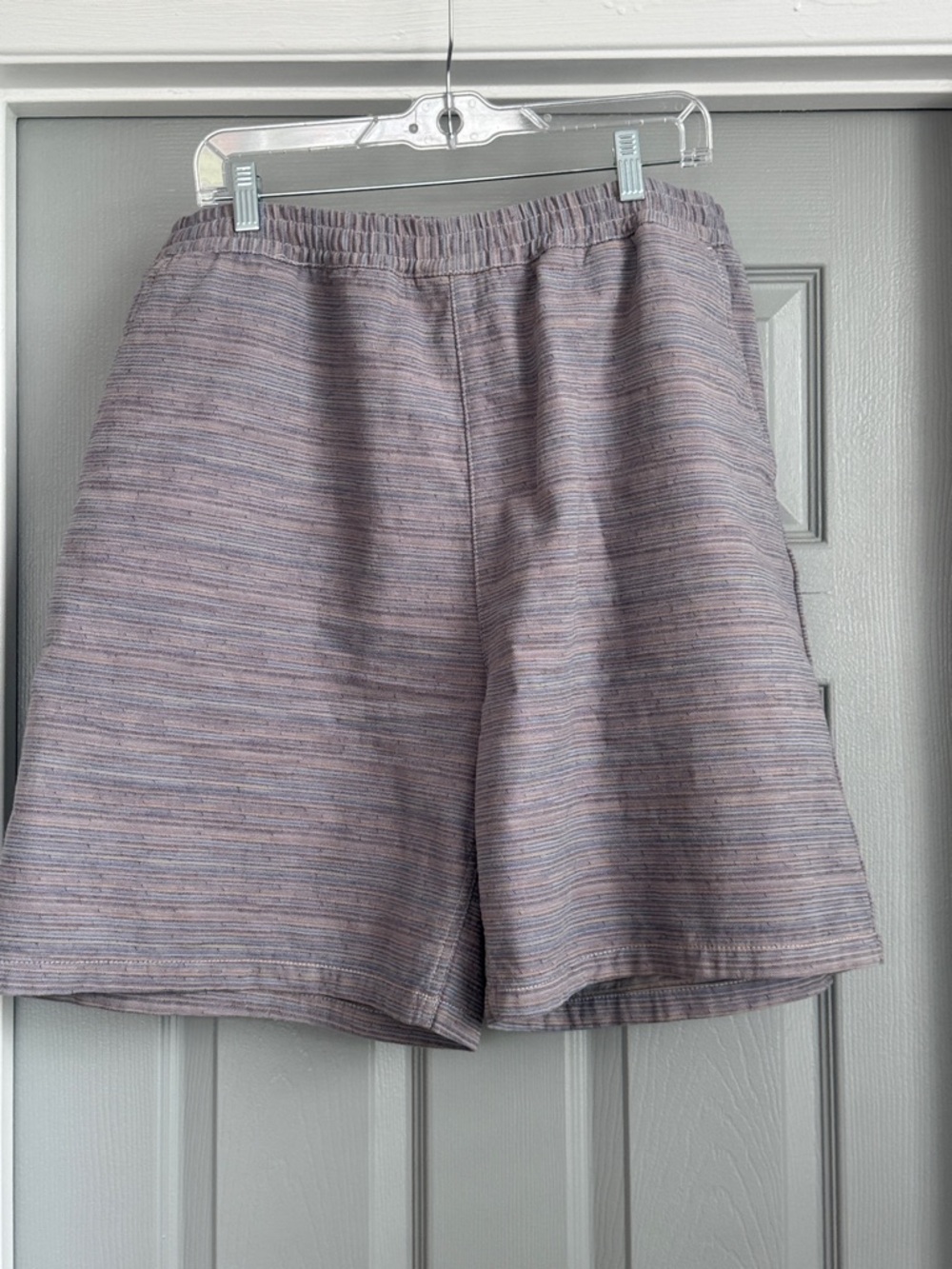 Men's Flat Front Lavender Stripe Elastic-Waist Shorts